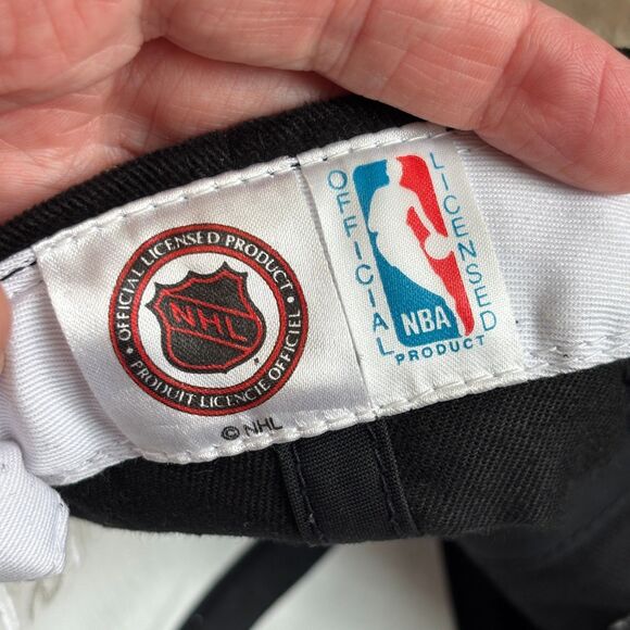 Vintage Sports Specialties Detroit Red Wings Hat Cap Snap Back Black Champions - Picture 4 of 6